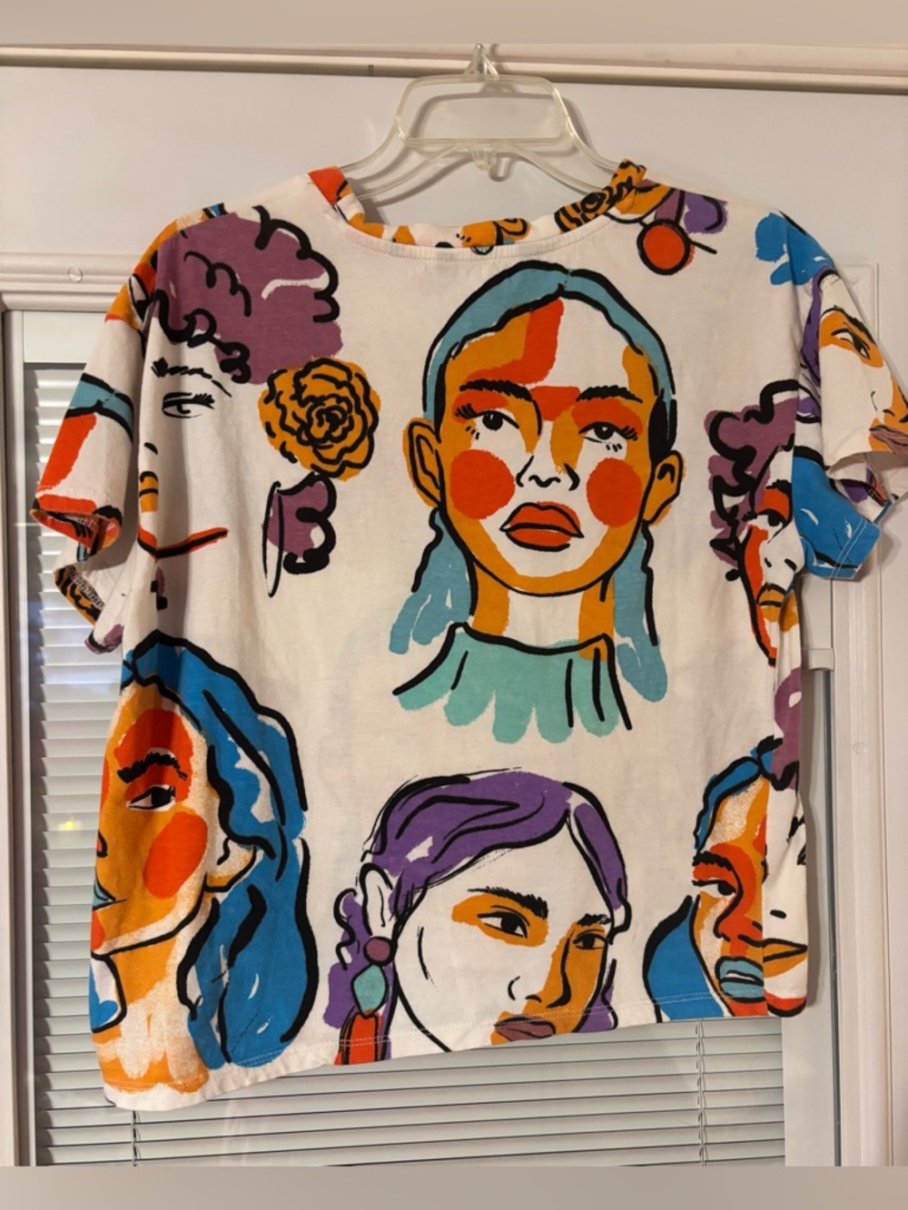 Artistic Faces Short Sleeve Tee - Picture 7 of 9